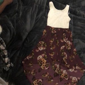 sundress w/ small train